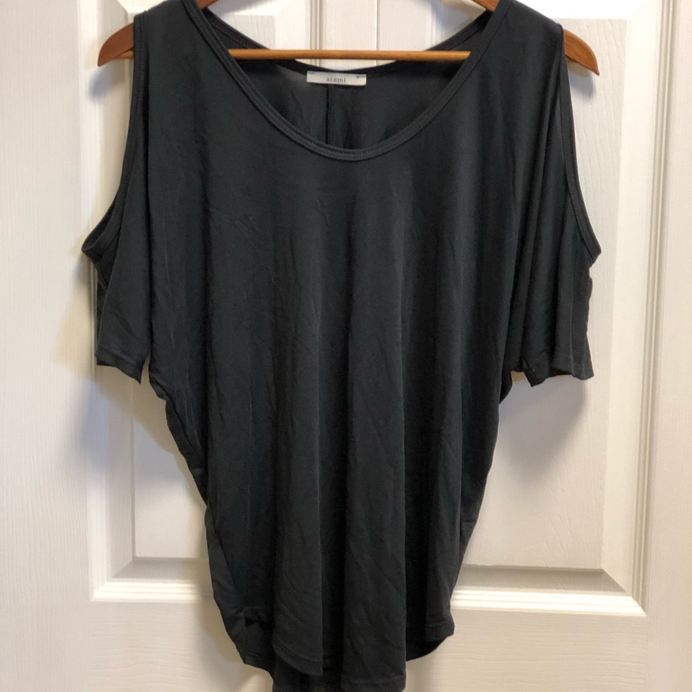 Cut out shoulder shirt